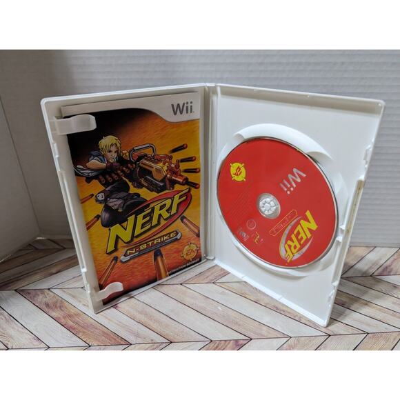 🔴 NERF N-Strike (Nintendo Wii 2006) Complete CIB Video Game ✅ Tested ✅ Works - Picture 3 of 4